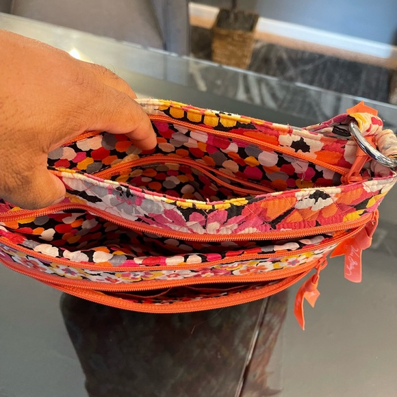 VERA BRADLEY BUNDLE!! Get 2 beautiful bags for the price of 1! Huge sale!! - Picture 2 of 11